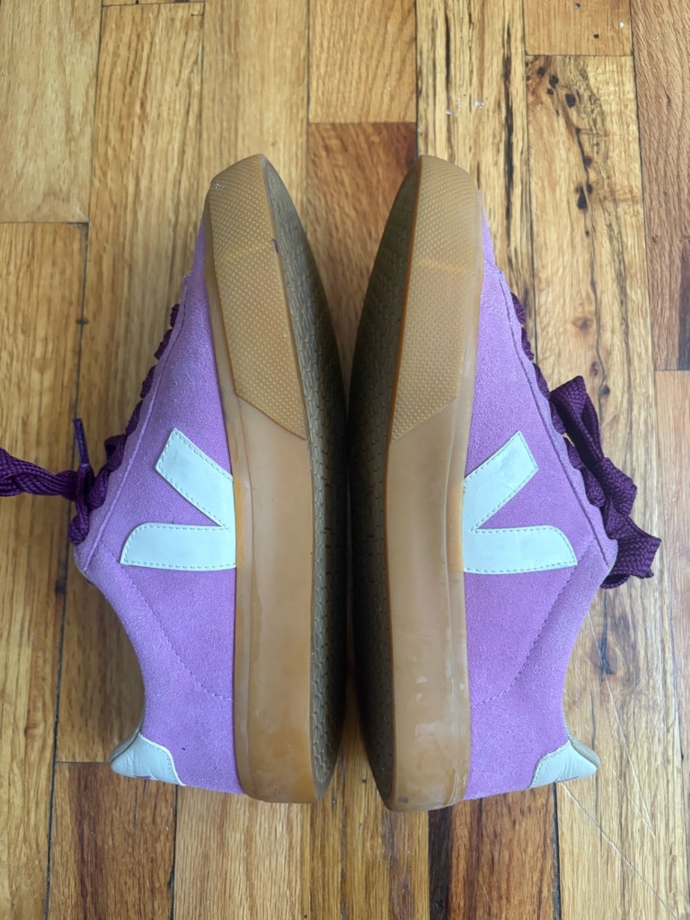 Veja Campo Bold in Mulberry Pierre - Picture 4 of 6
